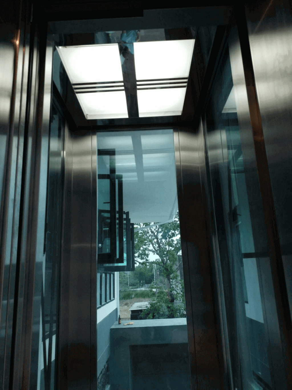 ลิฟท์บ้าน-ลิฟท์โดบสารขนาดเล็ก